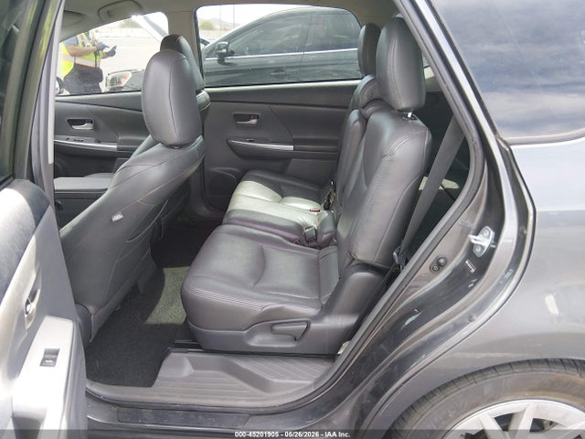 Toyota Prius v Three