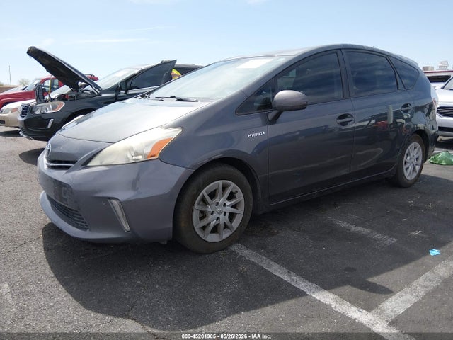 Toyota Prius v Three