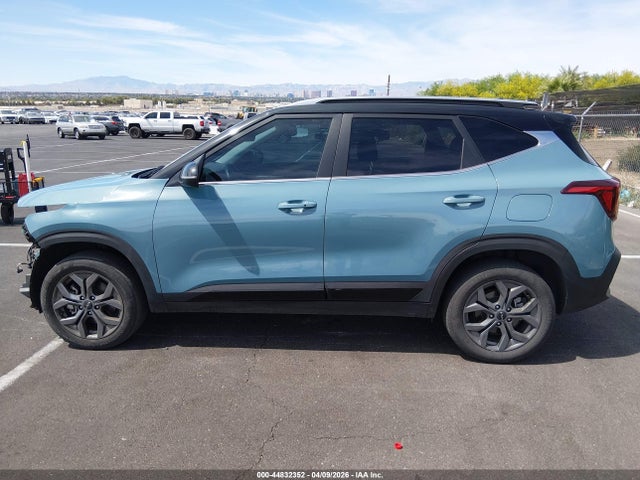 Kia Seltos S