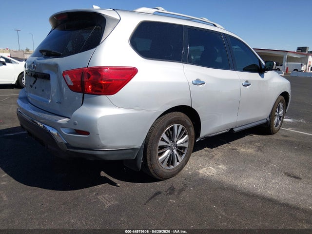 Nissan Pathfinder Sv 2wd