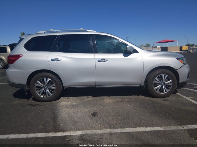 Nissan Pathfinder Sv 2wd