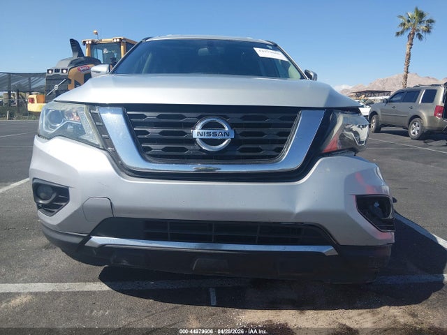 Nissan Pathfinder Sv 2wd