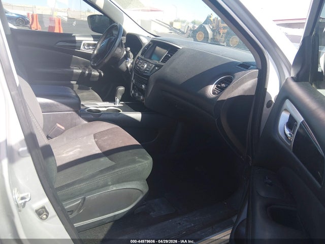 Nissan Pathfinder Sv 2wd