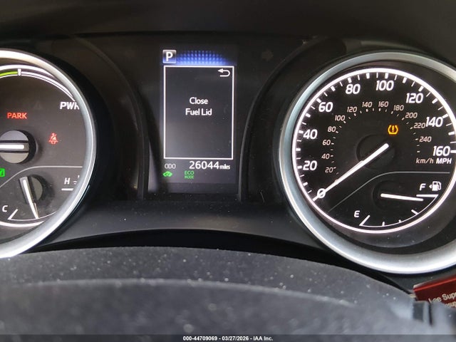 Toyota Camry Le Hybrid