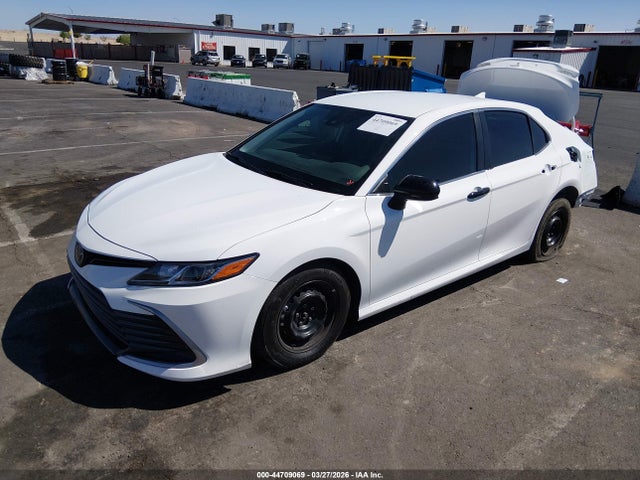 Toyota Camry Le Hybrid