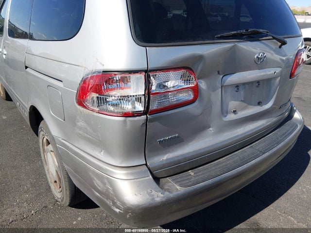 Toyota Sienna Xle