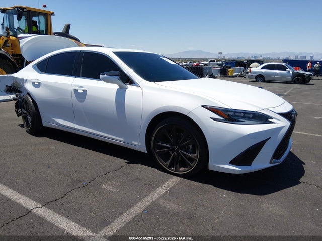 Salvage Lexus Es Image
