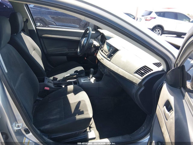 Mitsubishi Lancer Es