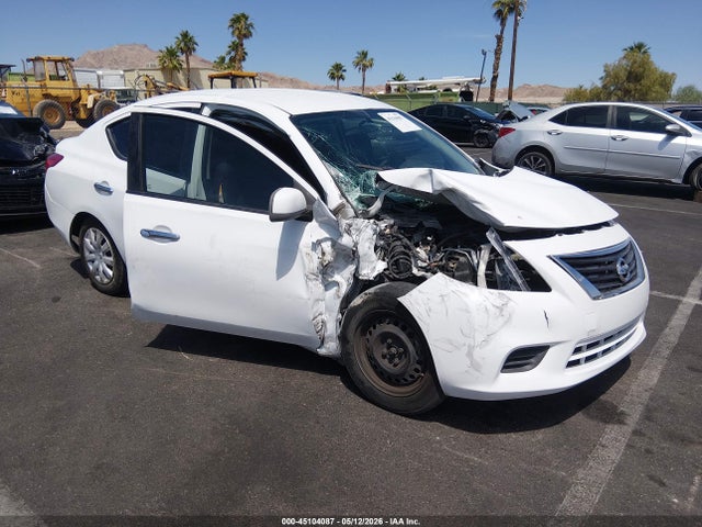 Salvage Nissan Versa Image