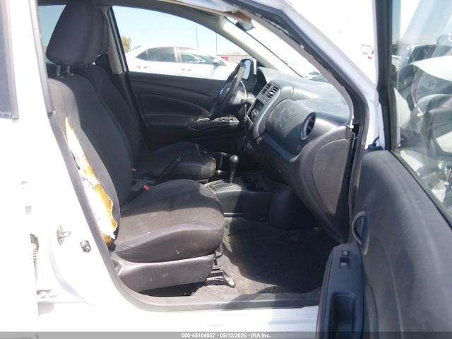 Nissan Versa 1.6 Sv