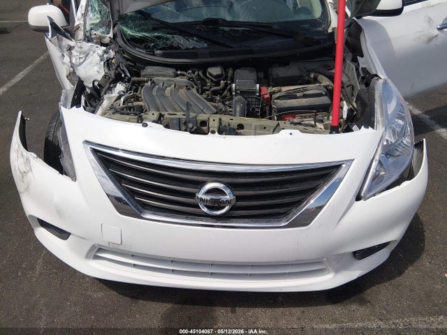 Nissan Versa 1.6 Sv