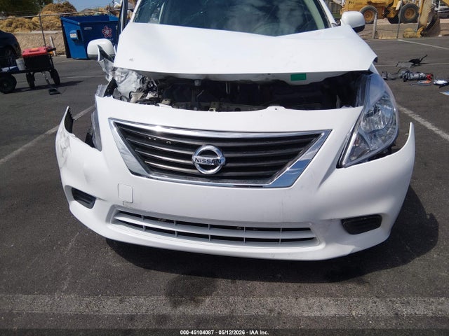 Nissan Versa 1.6 Sv