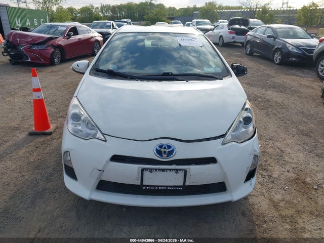 Toyota Prius c One