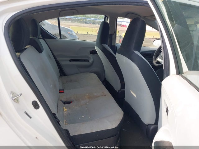 Toyota Prius c One