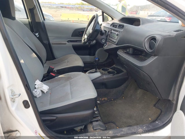 Toyota Prius c One