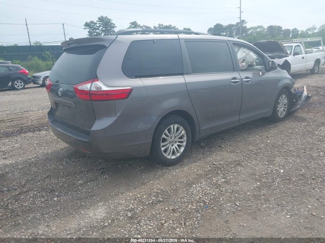 Toyota Sienna Xle 8 Passenger