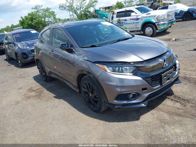 Salvage Honda HR-V Image