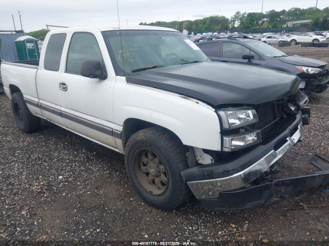 Salvage Chevrolet Silverado 1500 Image