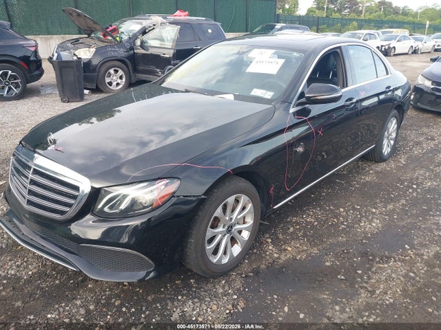 Mercedes-Benz E-Class 4matic