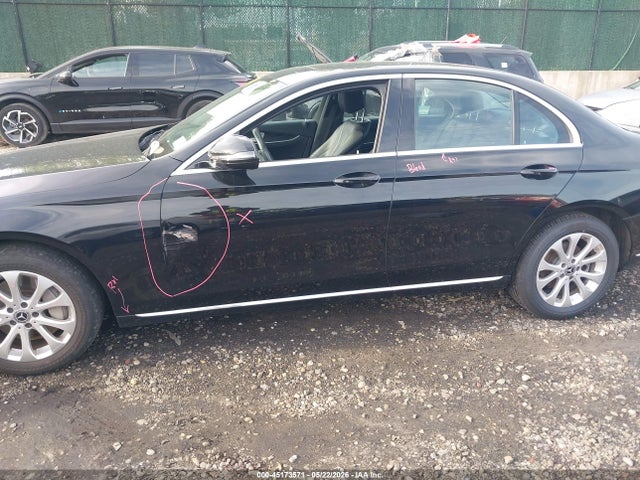 Mercedes-Benz E-Class 4matic