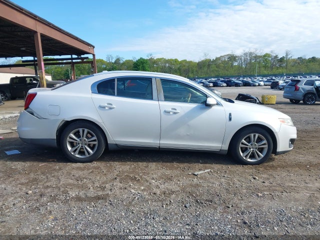 Lincoln MKS