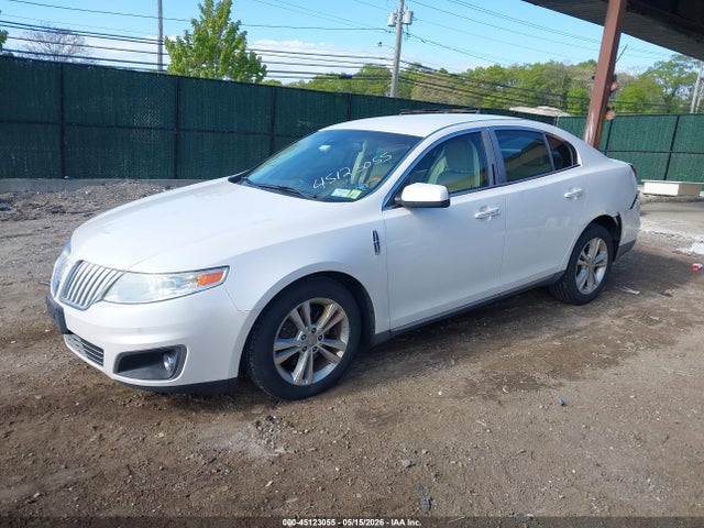 Lincoln MKS