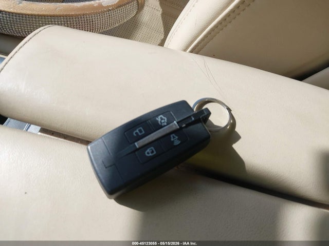 Lincoln MKS