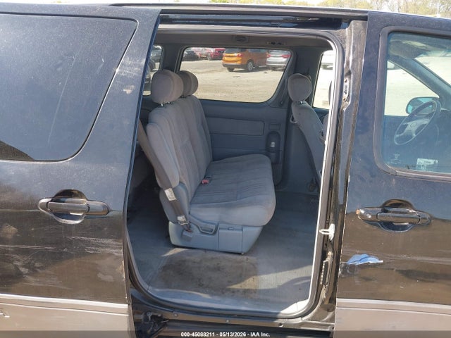 Toyota Sienna Ce