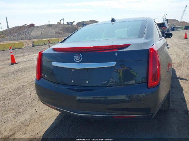 Cadillac XTS Standard