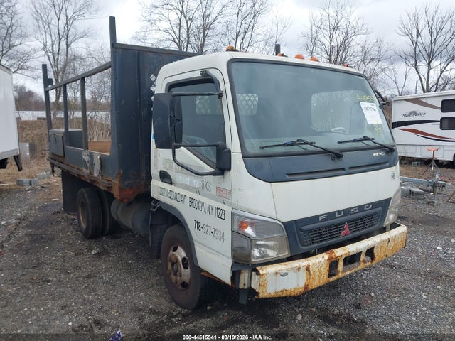 Salvage Mitsubishi Fuso Truck Fe Image