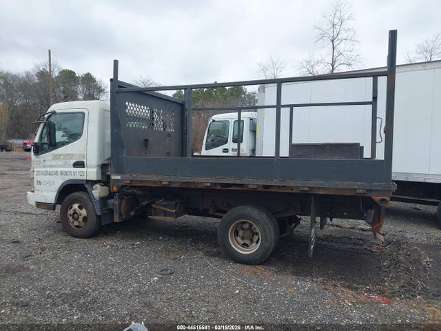 Mitsubishi Fuso Truck Fe 84d