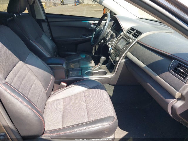 Toyota Camry Se