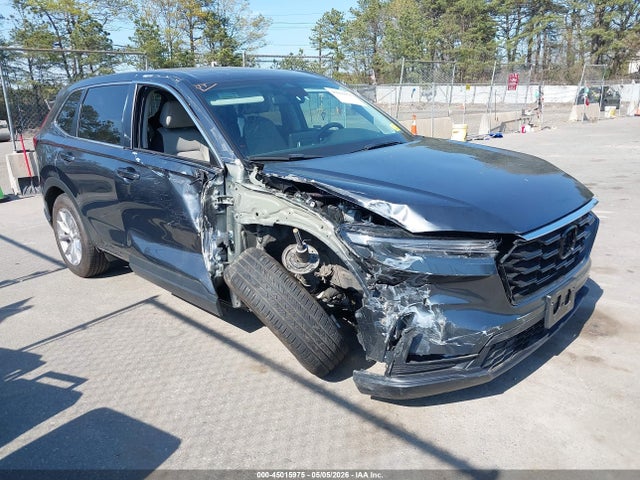 Salvage Honda CR-V Image