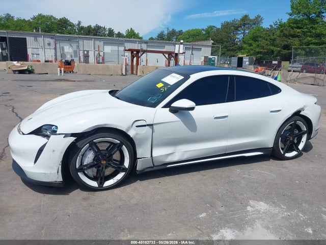 Porsche Taycan 4s