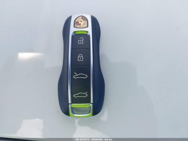 Porsche Taycan 4s