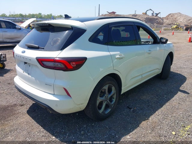Ford Escape St-line