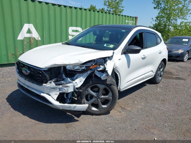 Ford Escape St-line