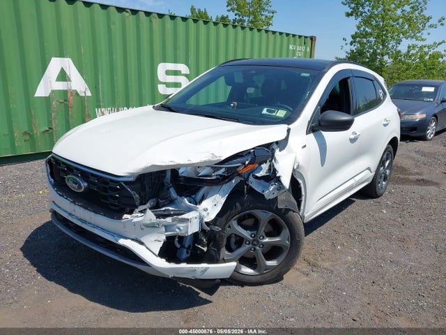 Ford Escape St-line