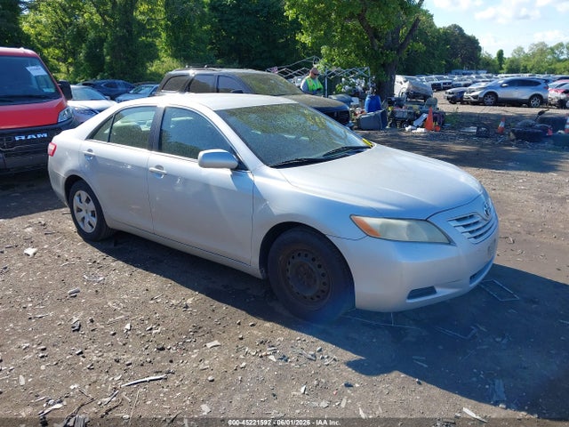 Salvage Toyota Camry Image