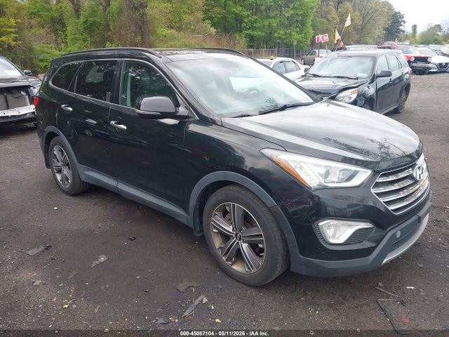 Salvage Hyundai SANTA FE Image