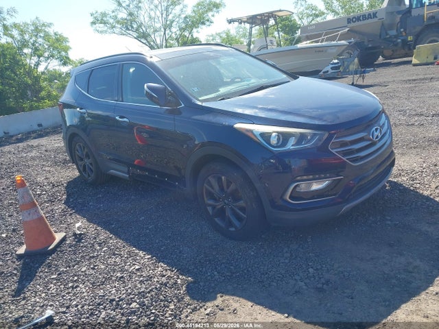 Salvage Hyundai SANTA FE Image