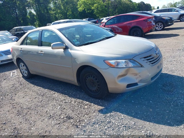 Salvage Toyota Camry Image