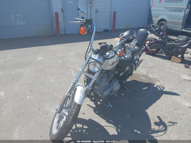 Harley-Davidson Xl883 Hugger