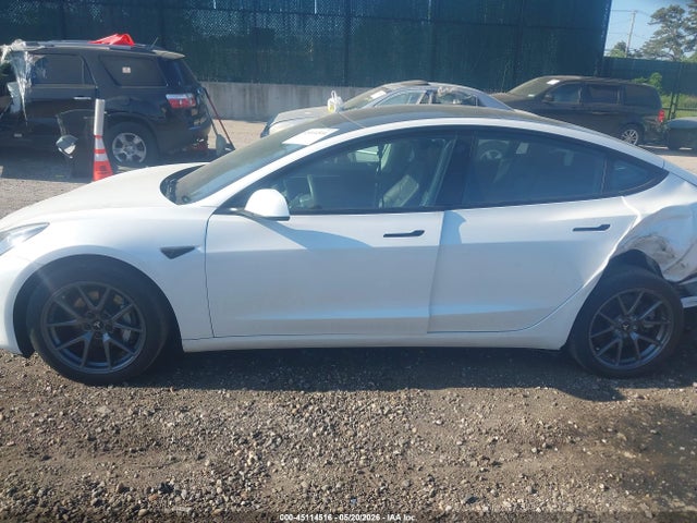 Tesla Model 3 Rear-wheel Drive