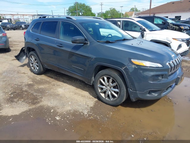 Salvage Jeep Cherokee Image