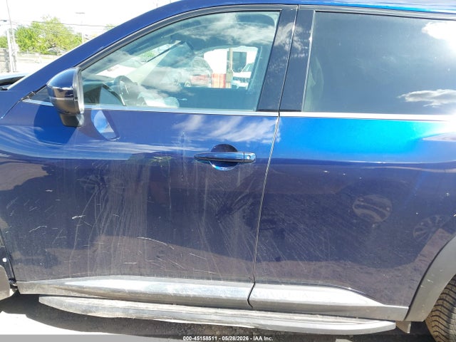 Nissan Pathfinder Platinum 4wd