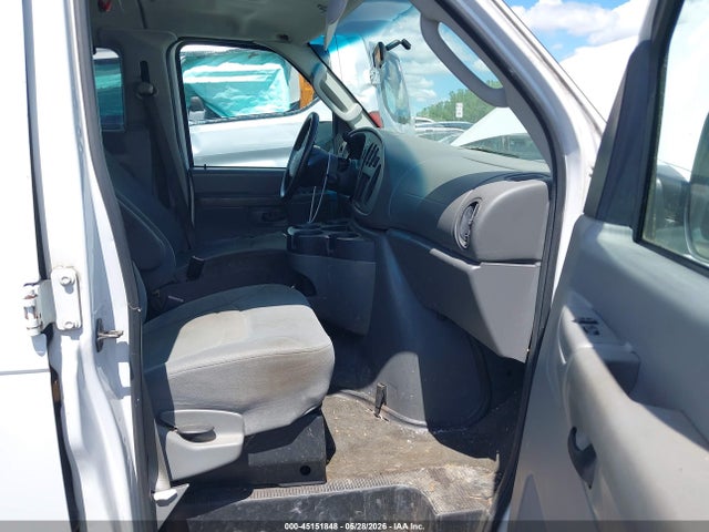 Ford E-350