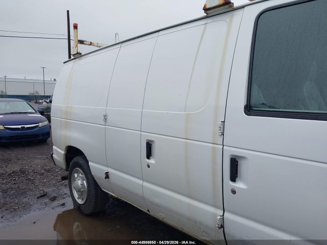 Ford E-150 Commercial