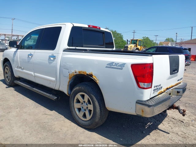 Nissan Titan Se