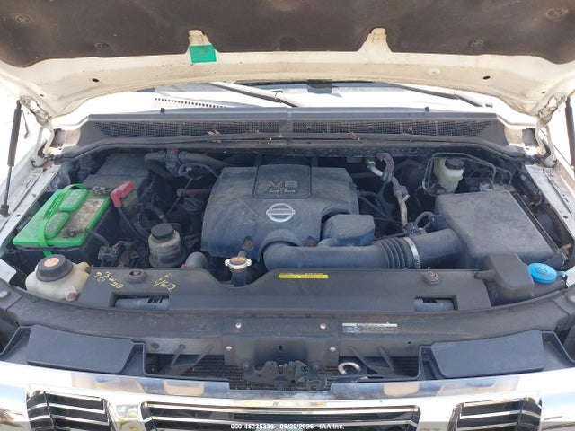 Nissan Titan Se